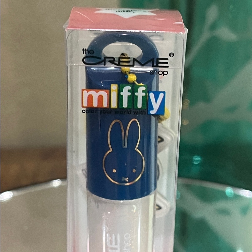 The Creme Shop x Miffy Lip Oil in Marvelous Miffy, new! - Picture 2 of 8